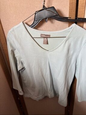 Studio Light Blue V-Neck Long Sleeve Women's Top Medium